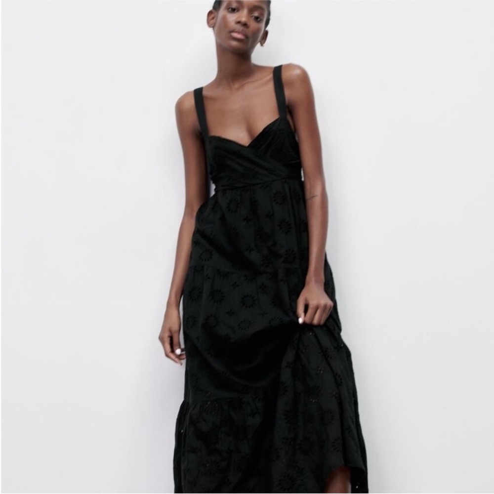 Zara Black Openwork Eyelet Embroidery Dress Size Medium - Picture 2 of 15